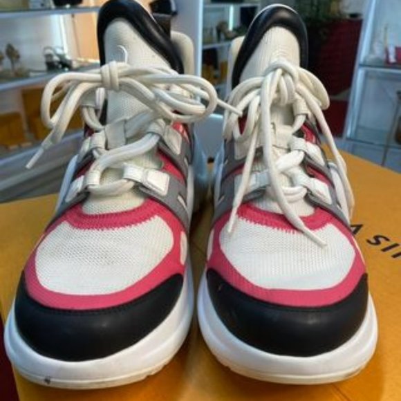 Louis Vuitton Archlight Sneakers - Picture 1 of 10